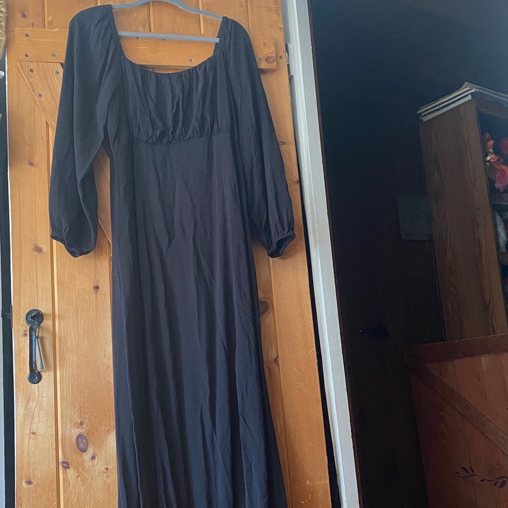 Elegant Black Long Sleeve Dress